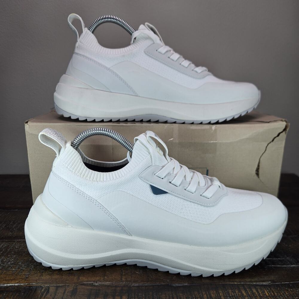 Vessi Stormburst Lowtop Womens Size 9 Waterproof Shoes Sneakers Hiking White